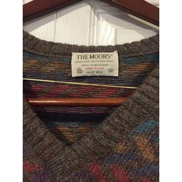 Vintage The Moors Lord Jeff Men’s Wool V-Neck Sweater Size Large Vintage Spring - Picture 2 of 2